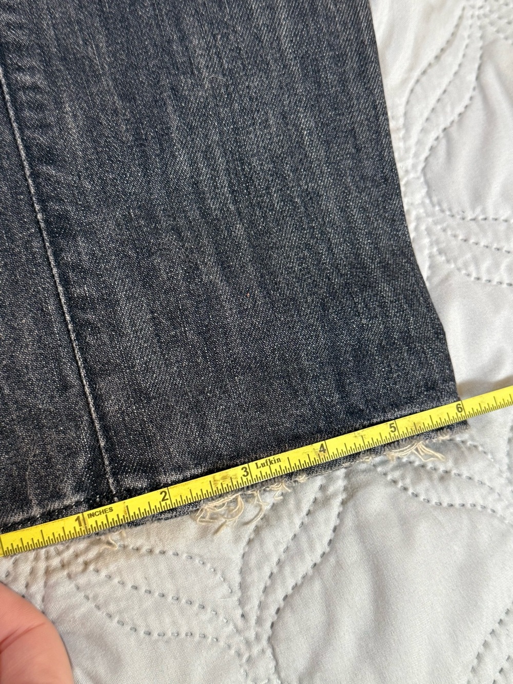 7 For All Mankind Josefina Distressed Jeans Women’s 24 Dark Wash - Picture 8 of 11